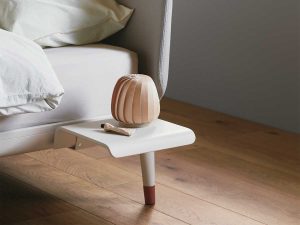 Essential sengebord fra Auping