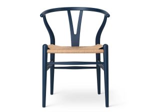 CH24 bøg Soft Blue med naturfarvet flet fra Carl Hansen & Søn