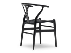 CH24 med sort flet i Ask sort set fra ryggen