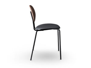 Piet Hein Stolen i valnød med Dunes læder Anthrazite set fra siden