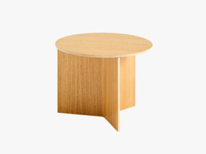 Slit Table Wood Ø45 cm Lakeret egetræsfiner fra HAY