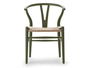 CH24 bøg soft olive green fra Carl Hansen & Søn