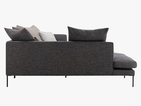 Blade sofa fra Wendelbo i stoffet Sasso col10. Set fra ryggen