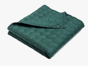 Mega Dot sengetæppe fra HAY i farven Dark Green