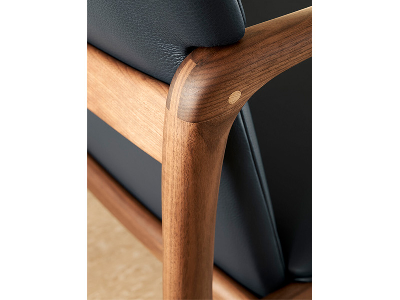 Detaljer på OW224 Beak Chair