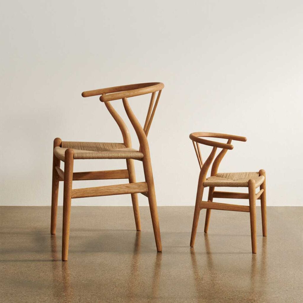 Spar 25% på CH24 Børne Y-stol