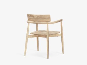 E008 Embrace Outdoor spisebordsstol fra Carl Hansen & Søn