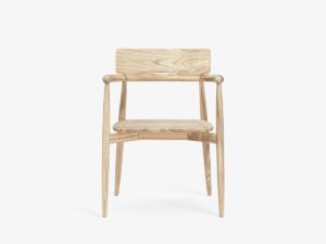 E008 Embrace Outdoor spisebordsstol fra Carl Hansen & Søn