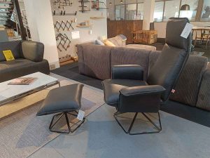 Jess stol og skammel - udstillingsmodel